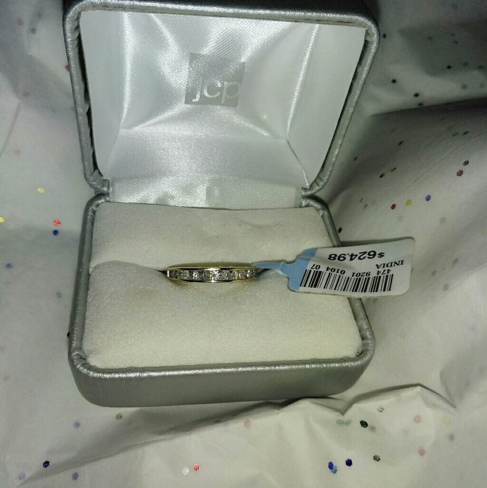10k Yellow Gold Channel Band 1/2 CTTW